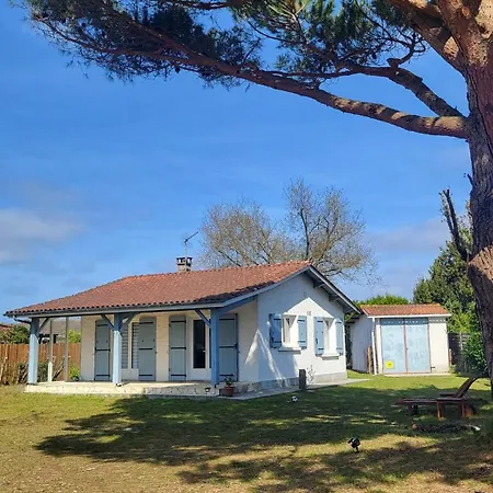 Holiday home Maison Cosy Entre Ocean Et Bassin